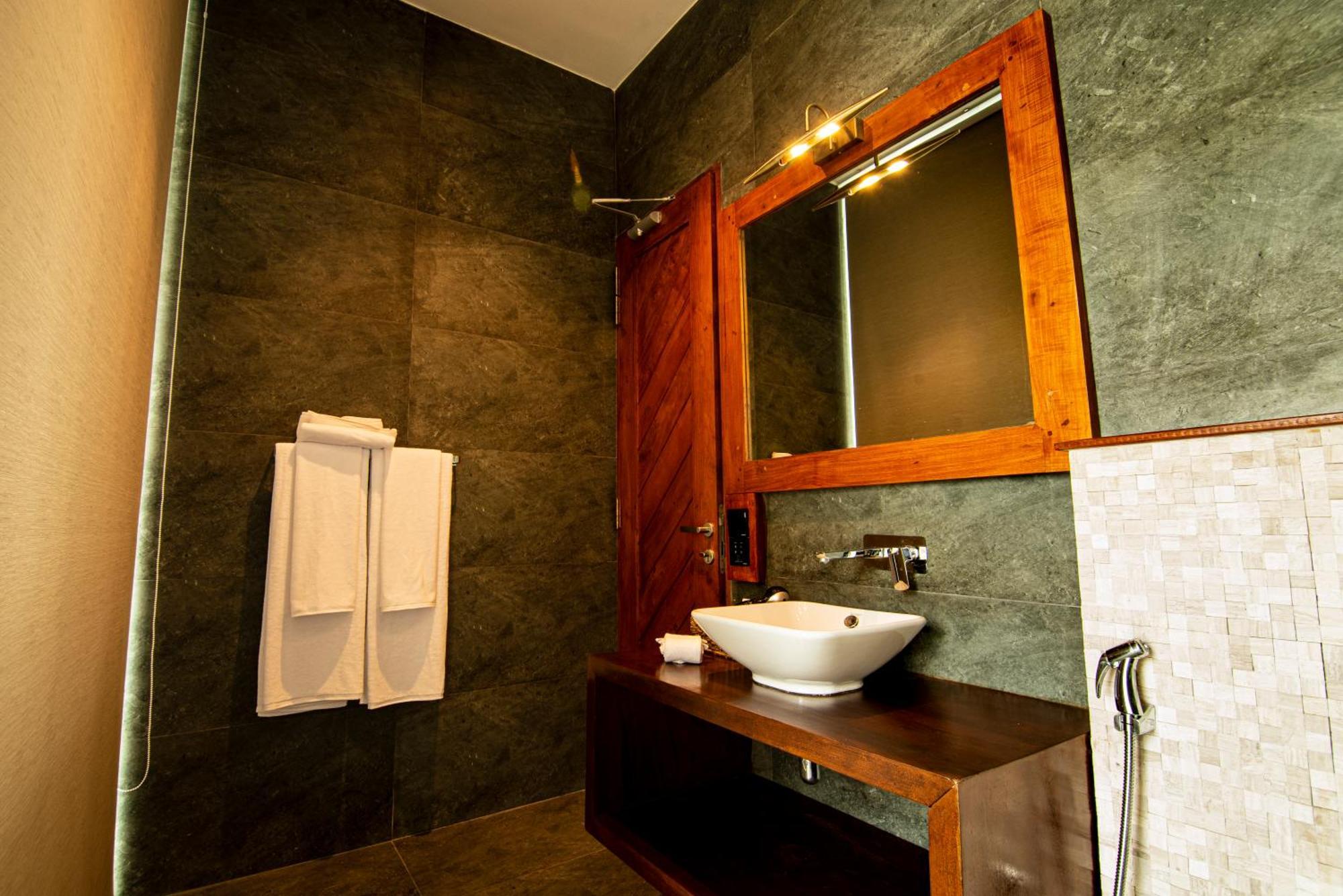 The Rockwall Boutique Hotel ベントータ エクステリア 写真